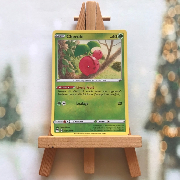 Thẻ hình Pokemon Cherubi 012/172 - Lá bài Sword & Shield: Brilliant Stars Common Reverse Holo tiếng Anh chính hãng