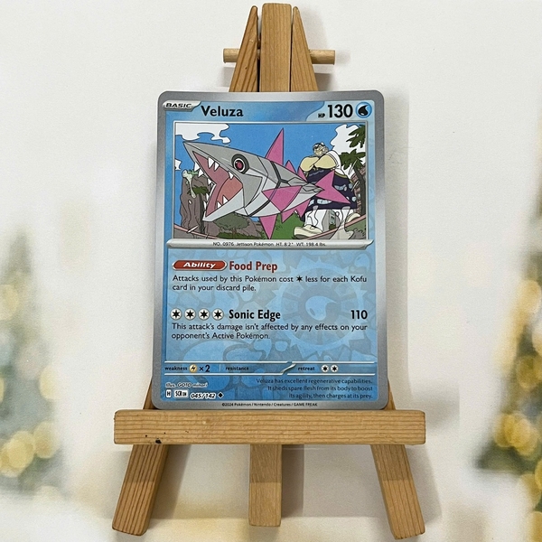 Thẻ hình Pokemon Veluza 045/142 - Lá bài lẻ Stellar Crown Uncommon Reverse Holo tiếng Anh chính hãng