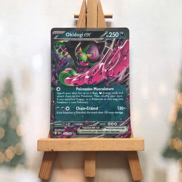 Thẻ hình Pokemon Okidogi ex 036/064 - Lá bài lẻ Shrouded Fable Ultra Rare tiếng Anh chính hãng