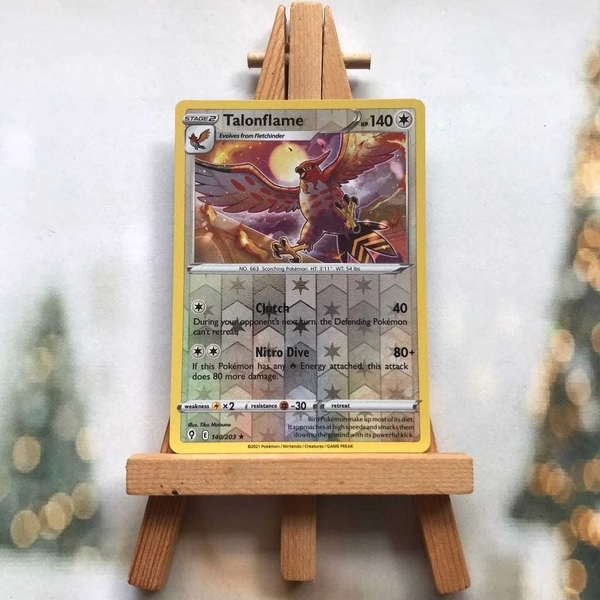 Thẻ hình Pokemon Talonflame 140/203 - Lá bài lẻ Evolving Skies Rare Reverse Holo tiếng Anh ảnh 4