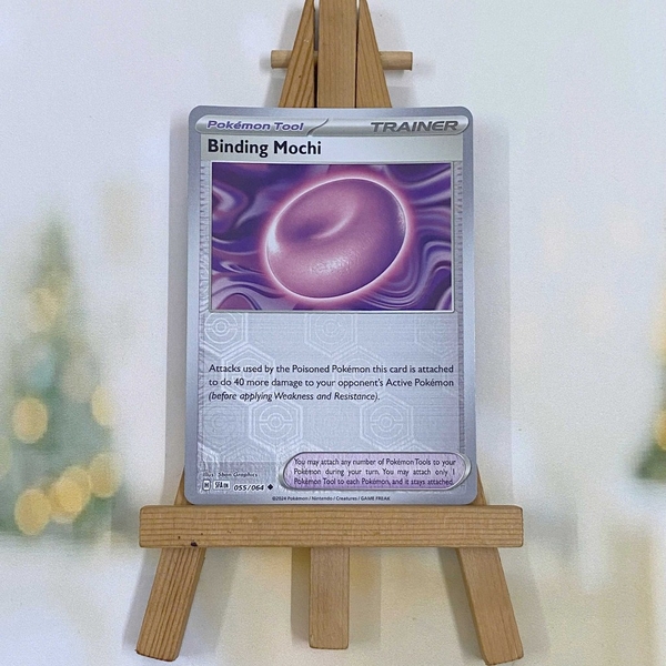 Thẻ hình Pokemon Binding Mochi 055/064 - Lá bài lẻ Shrouded Fable Uncommon Reverse Holo tiếng Anh chính hãng ảnh 2
