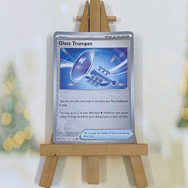 Thẻ hình Pokemon Glass Trumpet 135/142 - Lá bài lẻ Stellar Crown Uncommon Reverse Holo tiếng Anh chính hãng