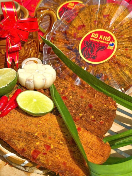Khô bò miếng loại 1 Tết hộp 400g