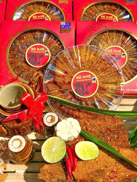 Khô bò miếng loại 1 Tết hộp 400g