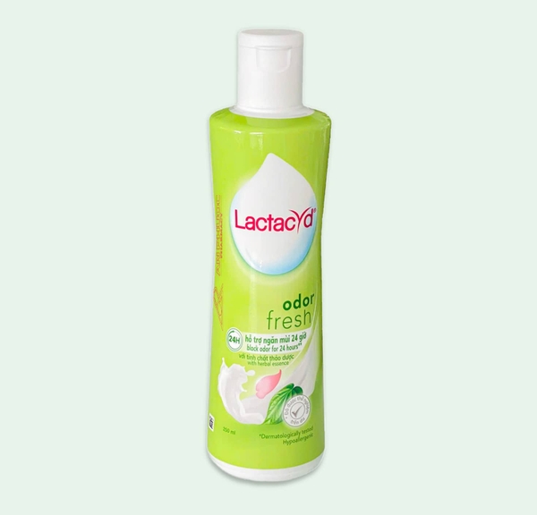 Dung Dịch Vệ Sinh Phụ Nữ Lactacyd odor fresh gói 60g