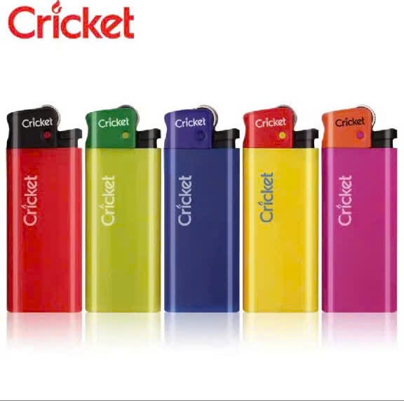Bật lửa quẹt khò Cricket 1 cái