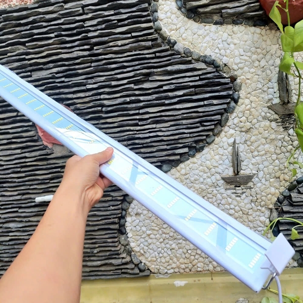 Đèn led bể cá 6 DÃY LED dành cho hồ cá từ 80 đến 110cm ÁNH SÁNG TRẮNG