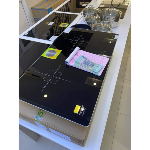 Bếp từ đôi Faster 888T