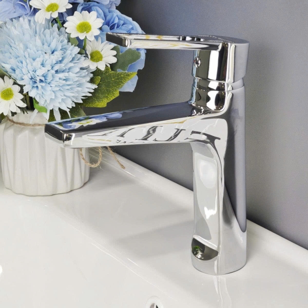 Vòi Lavabo Nóng Lạnh V47