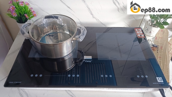 Bếp từ Canzy CZ 888 Plus - Chính Hãng