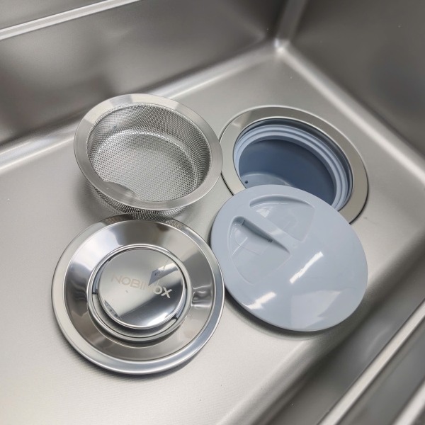 Bộ đôi chậu, vòi rửa bát Nobinox NX333 & ARVO V676