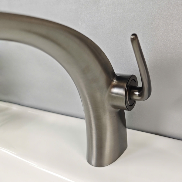 Vòi Lavabo Nóng Lạnh V35