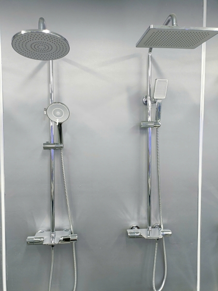 Bộ Vòi sen tắm đứng, Sen cây tắm đứng SC 019