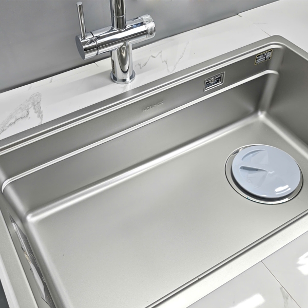 Bộ đôi chậu, vòi rửa bát Nobinox NX333 & ARVO V676