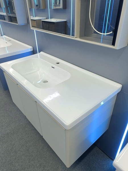 Bộ tủ chậu lavabo, tủ gương phòng tắm TC 013-100