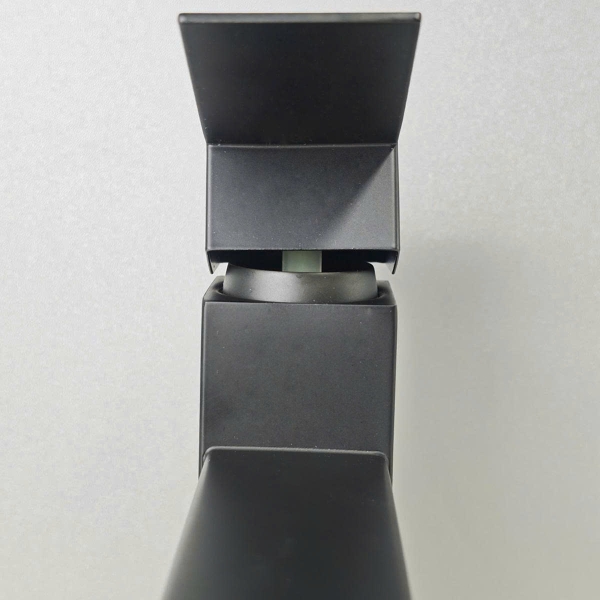 Vòi Lavabo Nóng Lạnh V45
