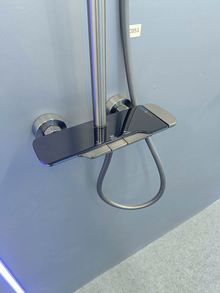 Bộ Vòi sen tắm đứng, Sen cây tắm đứng SC 051