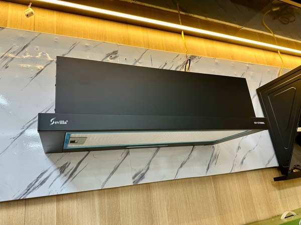 Máy hút mùi Sevilla E700BL