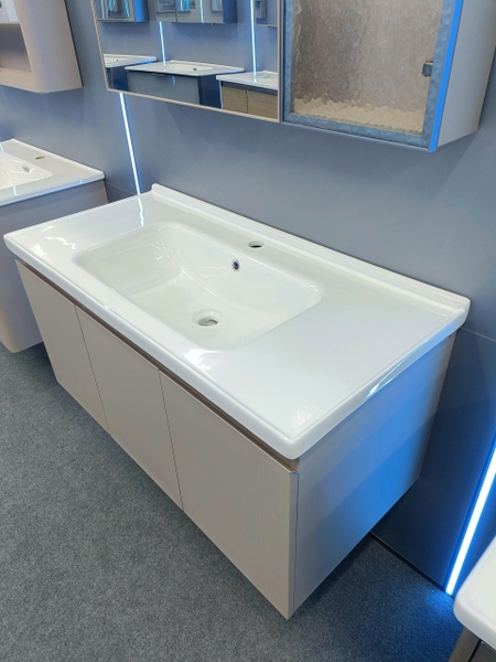 Bộ tủ chậu lavabo, tủ gương phòng tắm TC 029-100