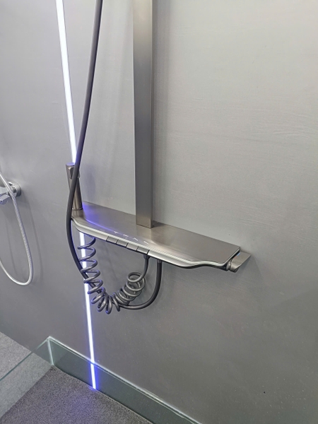 Bộ Vòi sen tắm đứng, Sen cây tắm đứng phím đàn SC043