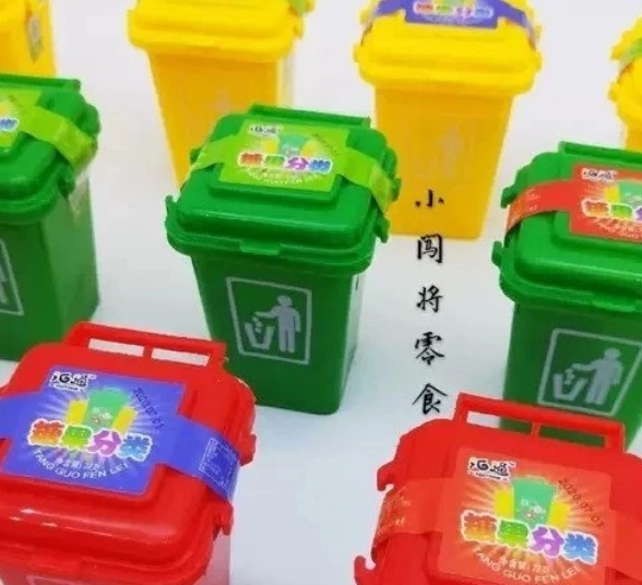 Kẹo tăm Lạnh thùng rác vị trái cây