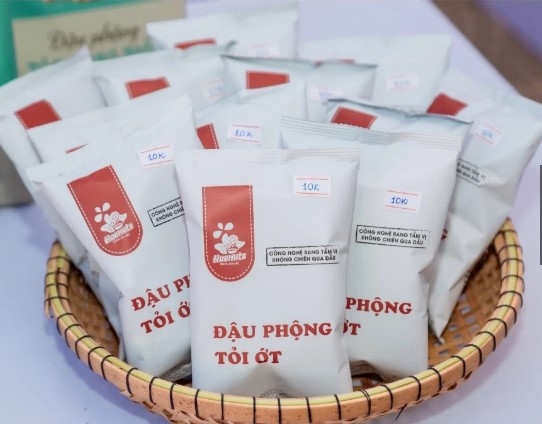 Đậu phộng tôm rong biển Huenust