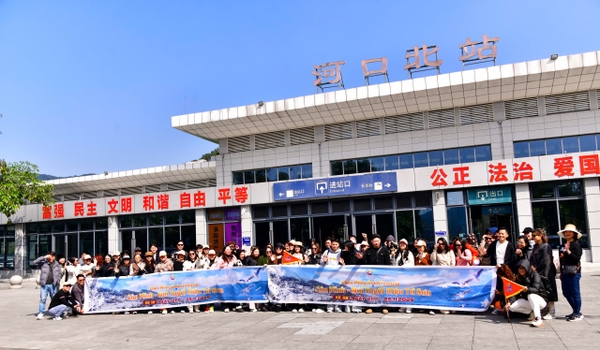 Review du lịch Côn Minh – Kiệu Tử Sơn 4 ngày 4 đêm