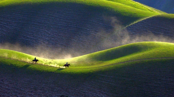 Tân Cương – Vẻ đẹp tráng lệ của thiên nhiên miền Tây Bắc Trung Quốc