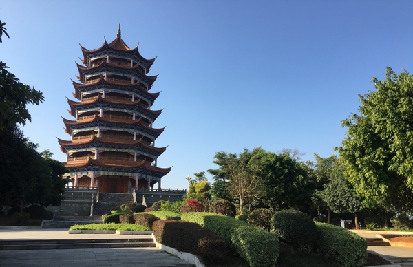 Lầu Chu Tử Mông Tự - Điểm đến văn hóa nổi bật tại Vân Nam