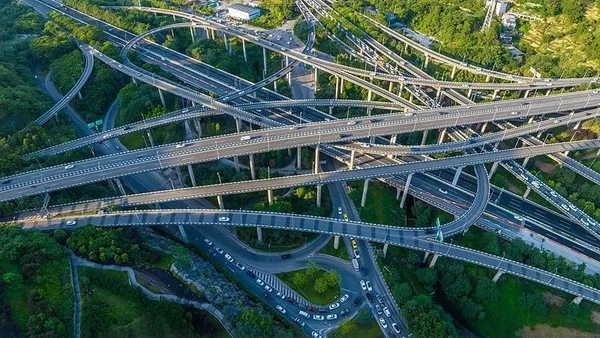 Thành phố 8D Trùng Khánh là gì? Vì sao khiến du khách dễ đi lạc?