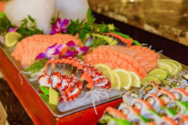 ẩm thực du thuyền Luna Halong