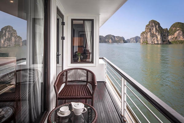 Phòng Ambassador Premium - Du thuyền Ambassador Cruise 02 Phòng Ambassador Premium - Du thuyền Ambassador Cruise 02