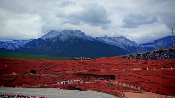 cảnh show Ấn Tượng Lệ Giang