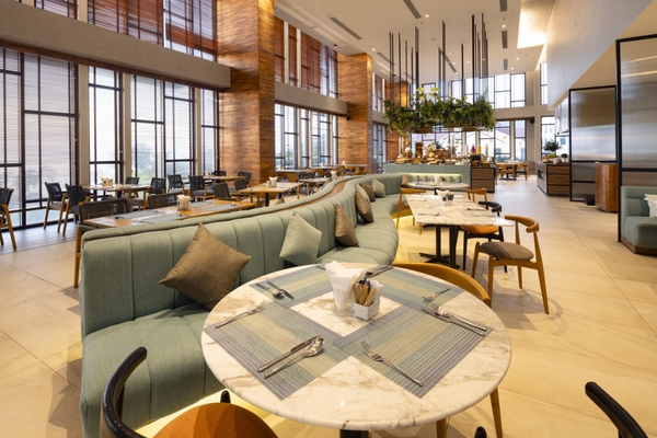 Anya Premier Hotel Quy Nhơn Market 1