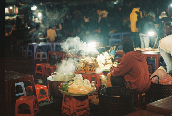 Khám phá chợ đêm Âm Phủ Đà Lạt 1