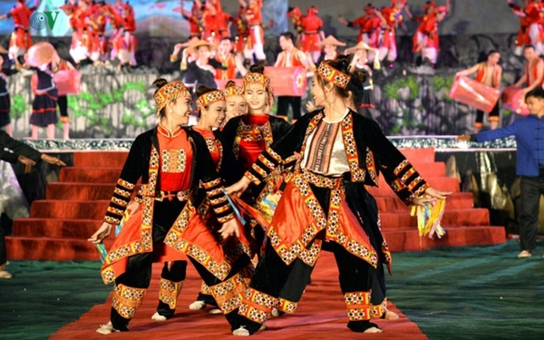 Độc đáo những phiên chợ tình vùng cao 5