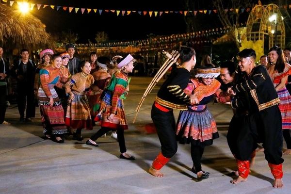 Độc đáo những phiên chợ tình vùng cao 1