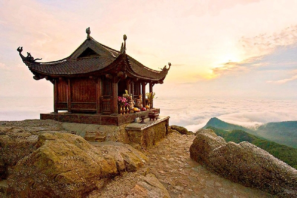 5 Địa điểm lễ chùa cầu may cho chuyến đi du xuân đầu năm 2
