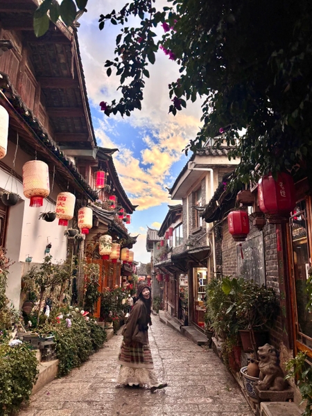 Đi Lệ Giang mặc gì