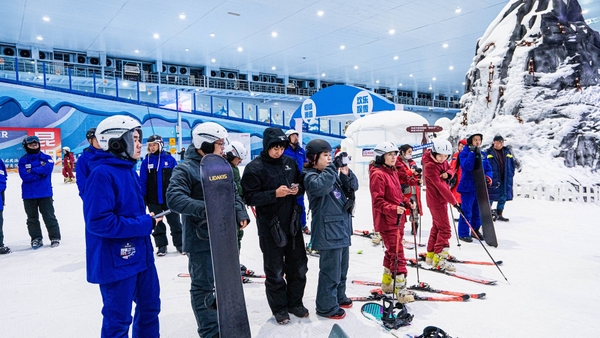 Vui chơi thế giới tuyết Côn Minh