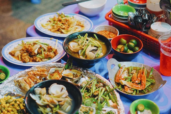 Nghỉ ở FLC Quy Nhơn ăn uống ở đâu? Kinh nghiệm đi FLC Quy Nhơn 4