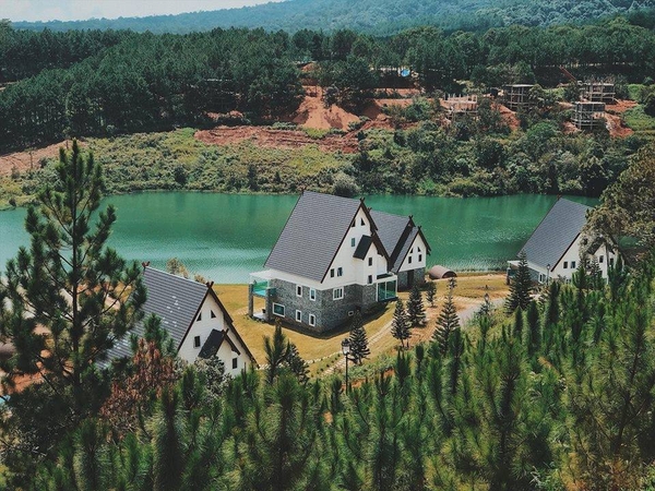 Các Hồ Nước Đẹp Siêu Lãng Mạn Cho Các Cặp Đôi Tại Đà Lạt 21