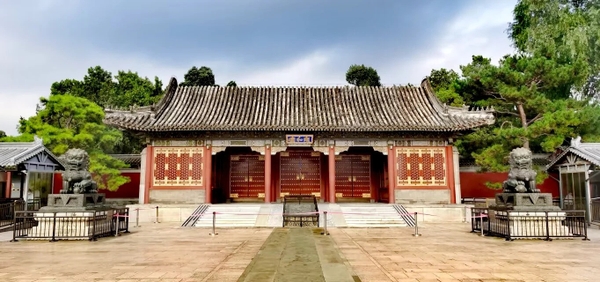 Đông Cung Môn - Di Hoà Viên