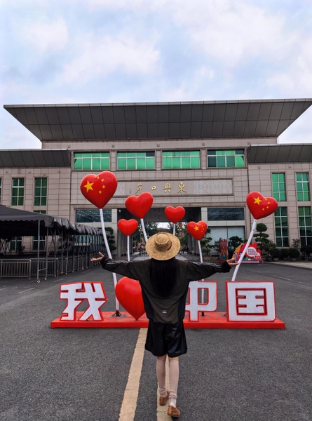 tour Đông Hưng - Móng Cái