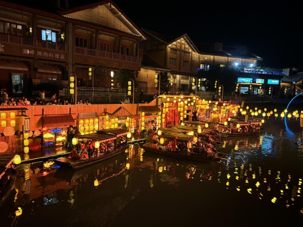 Check in Hậu Hải Điền Trì