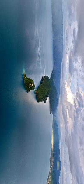 chèo thuyền hồ Lugu