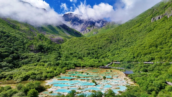 Khu thắng cảnh Hoàng Long, Tứ Xuyên