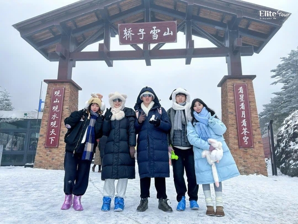 Bí quyết phòng ngừa say độ cao và an toàn khi leo núi tuyết Kiệu Tử 4