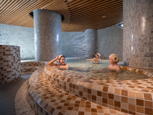 Khách sạn Lasong Sầm Sơn có gì chơi? Sauna & Foot Bath