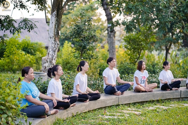 Review Tất tần tật về Tomodachi Làng Mít 11
